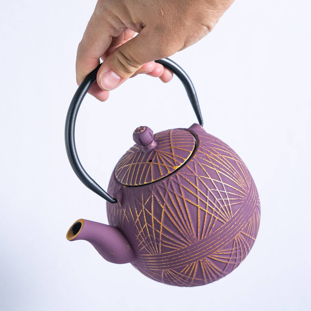 Purple Yarm Design 28oz Cast Iron Tea Pot (1/8)