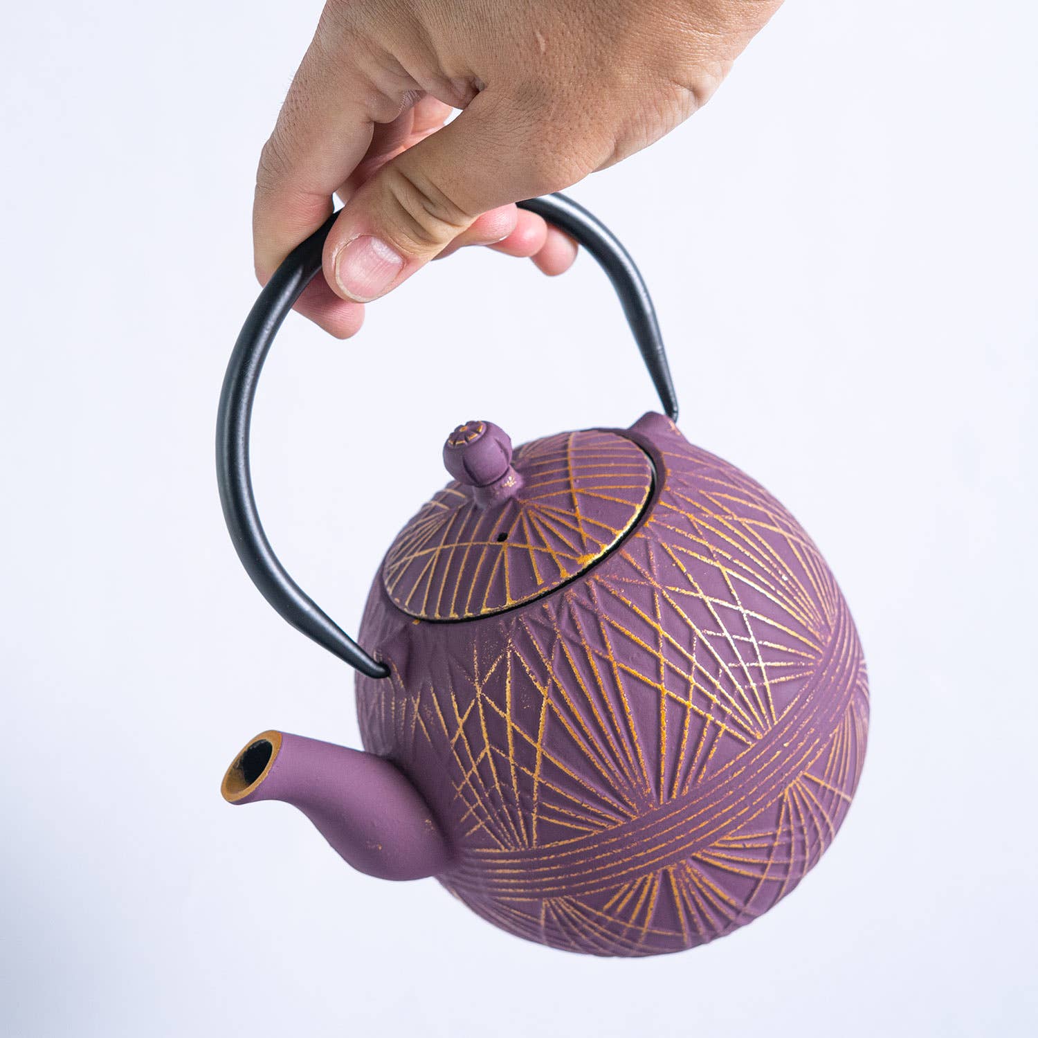 Purple Yarm Design 28oz Cast Iron Tea Pot (1/8)