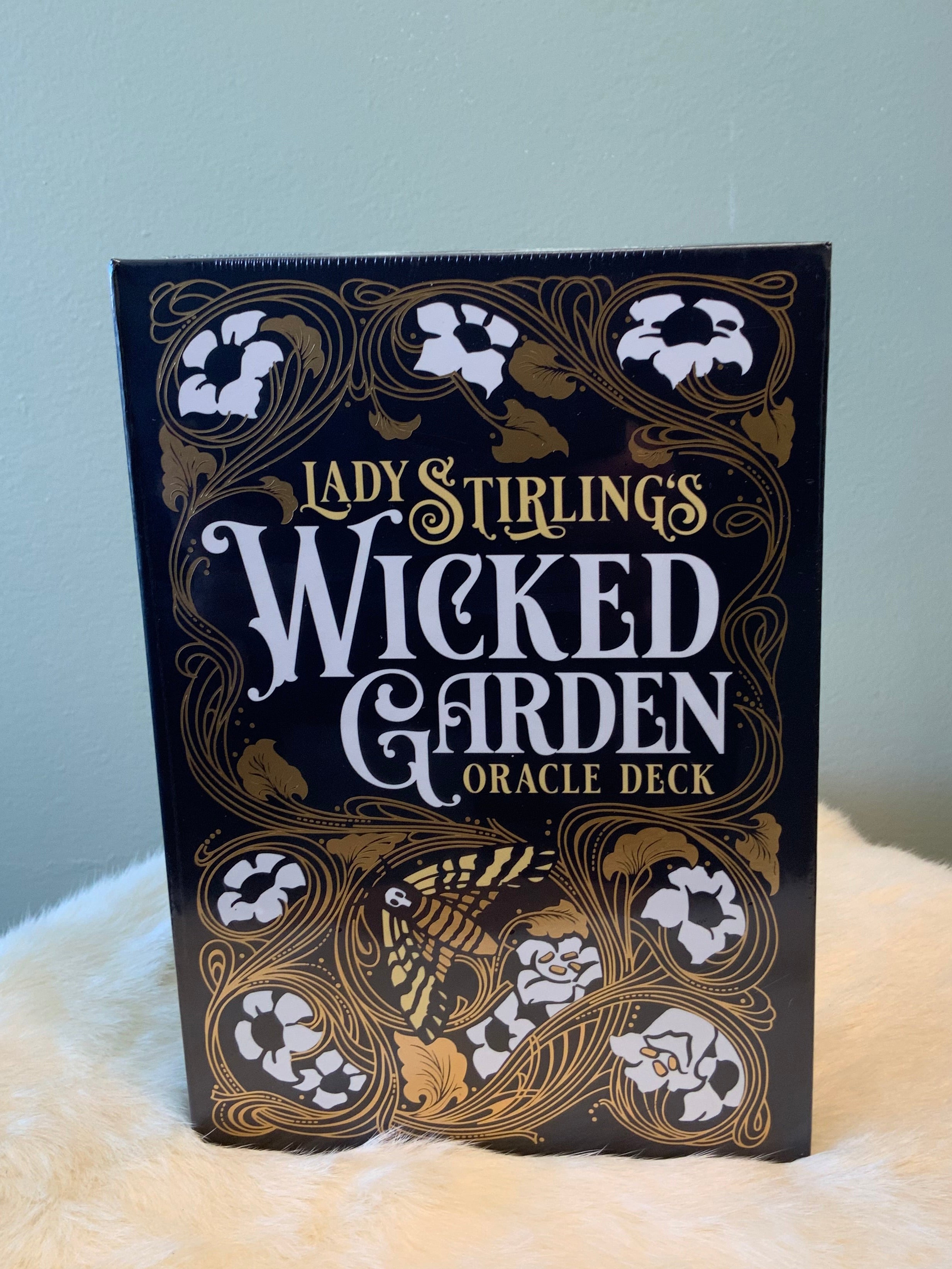 Lady Stirling's Wicked Garden Oracle Deck
