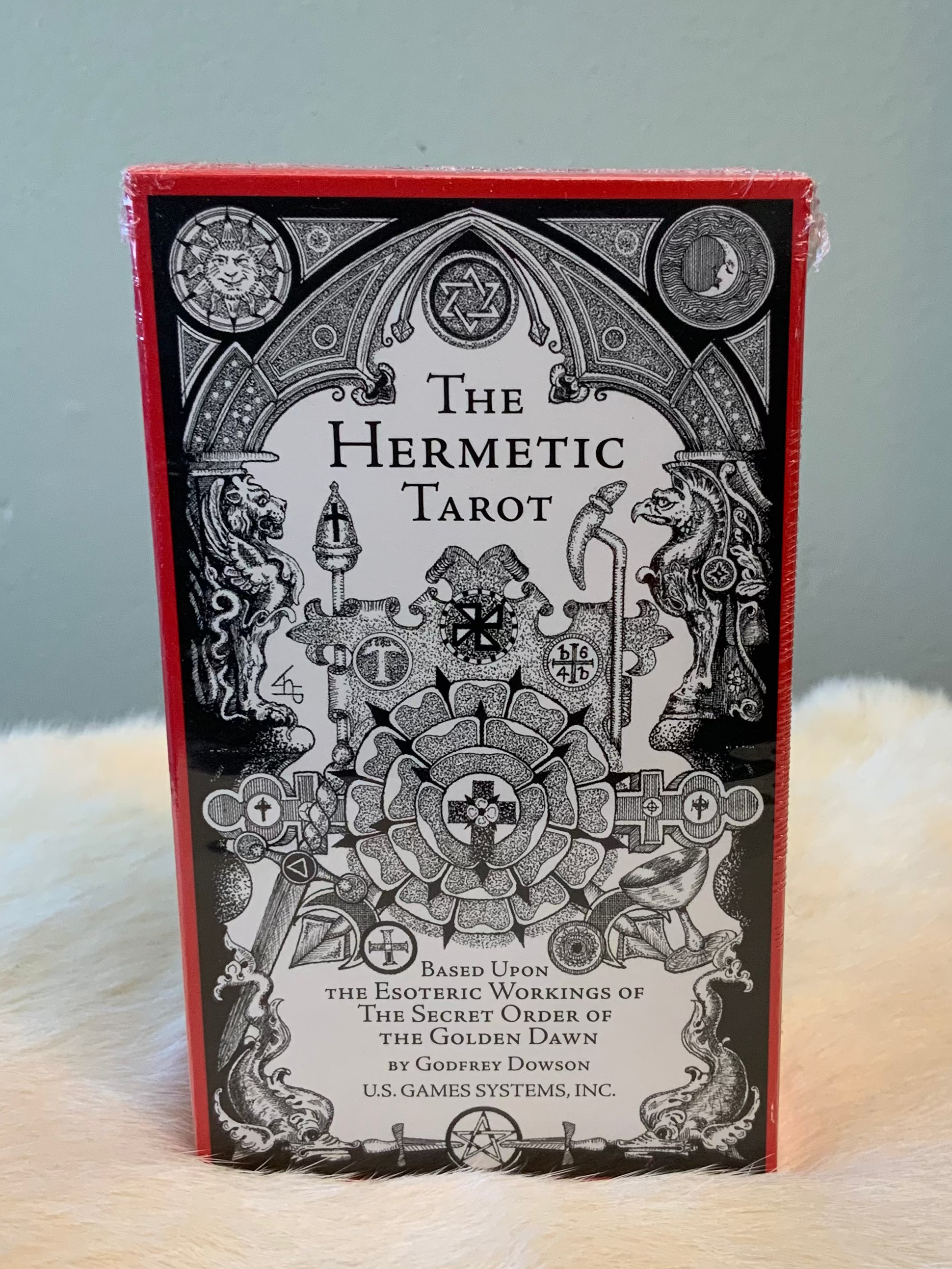 Hermetic Tarot Deck