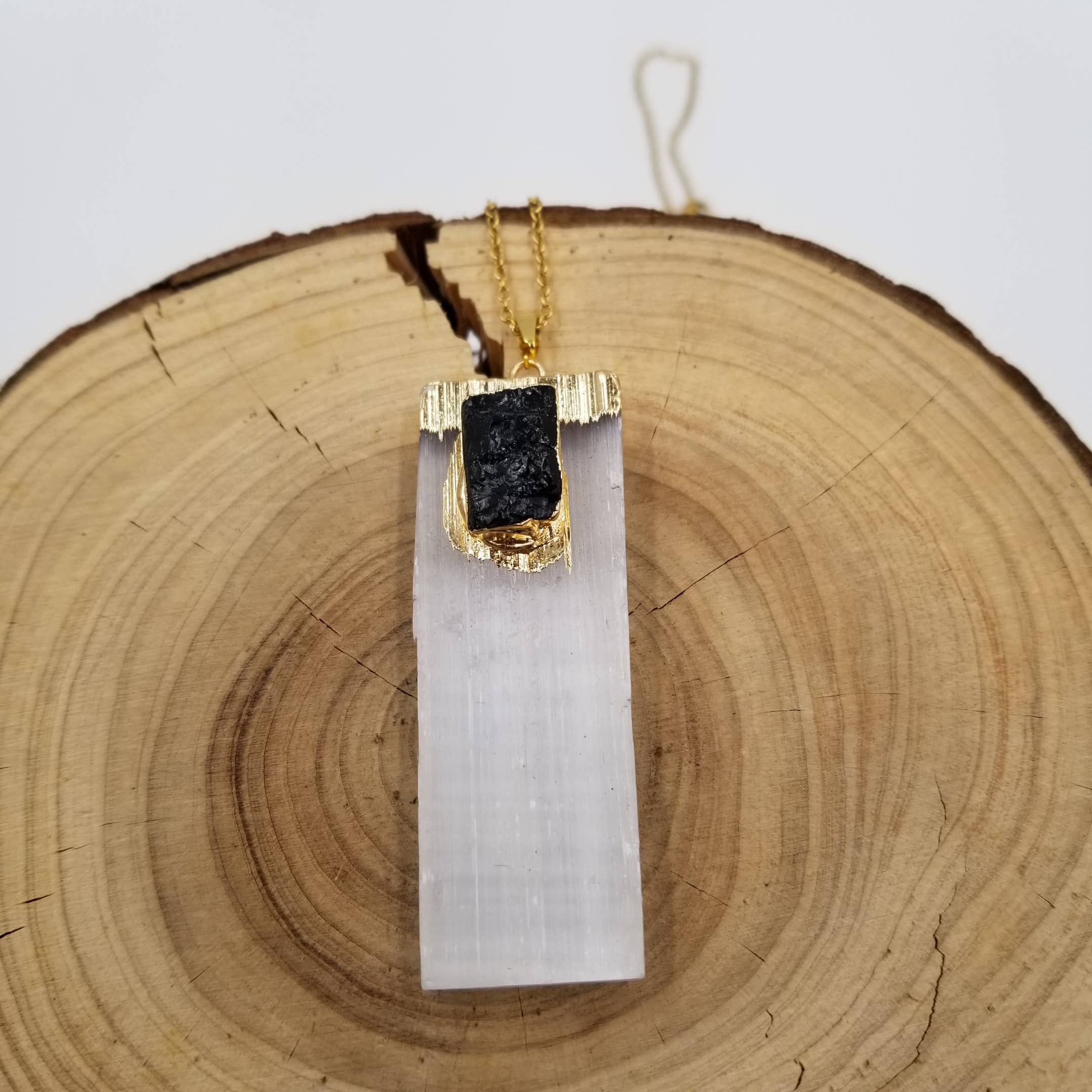 Natural Stone Inlaid Crystal Pillar Necklace