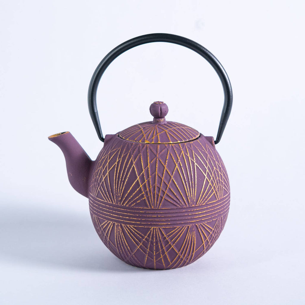 Purple Yarm Design 28oz Cast Iron Tea Pot (1/8)